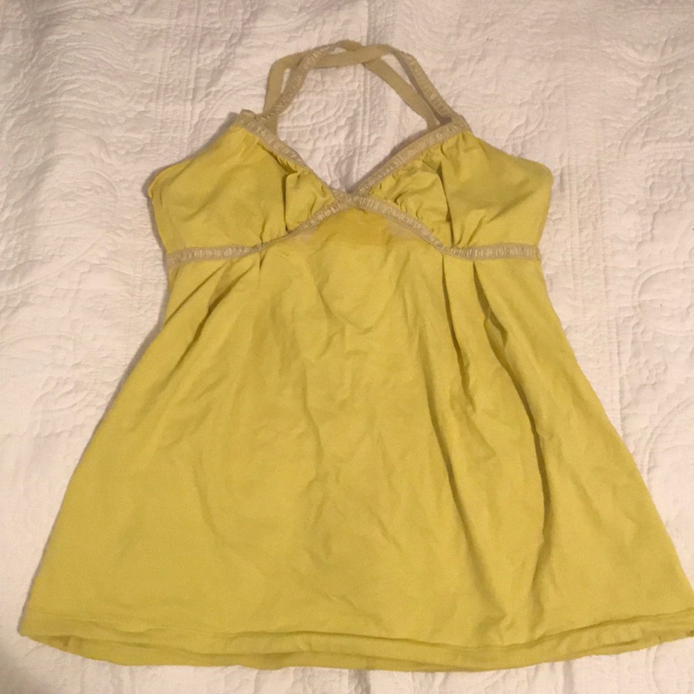 Lululemon top